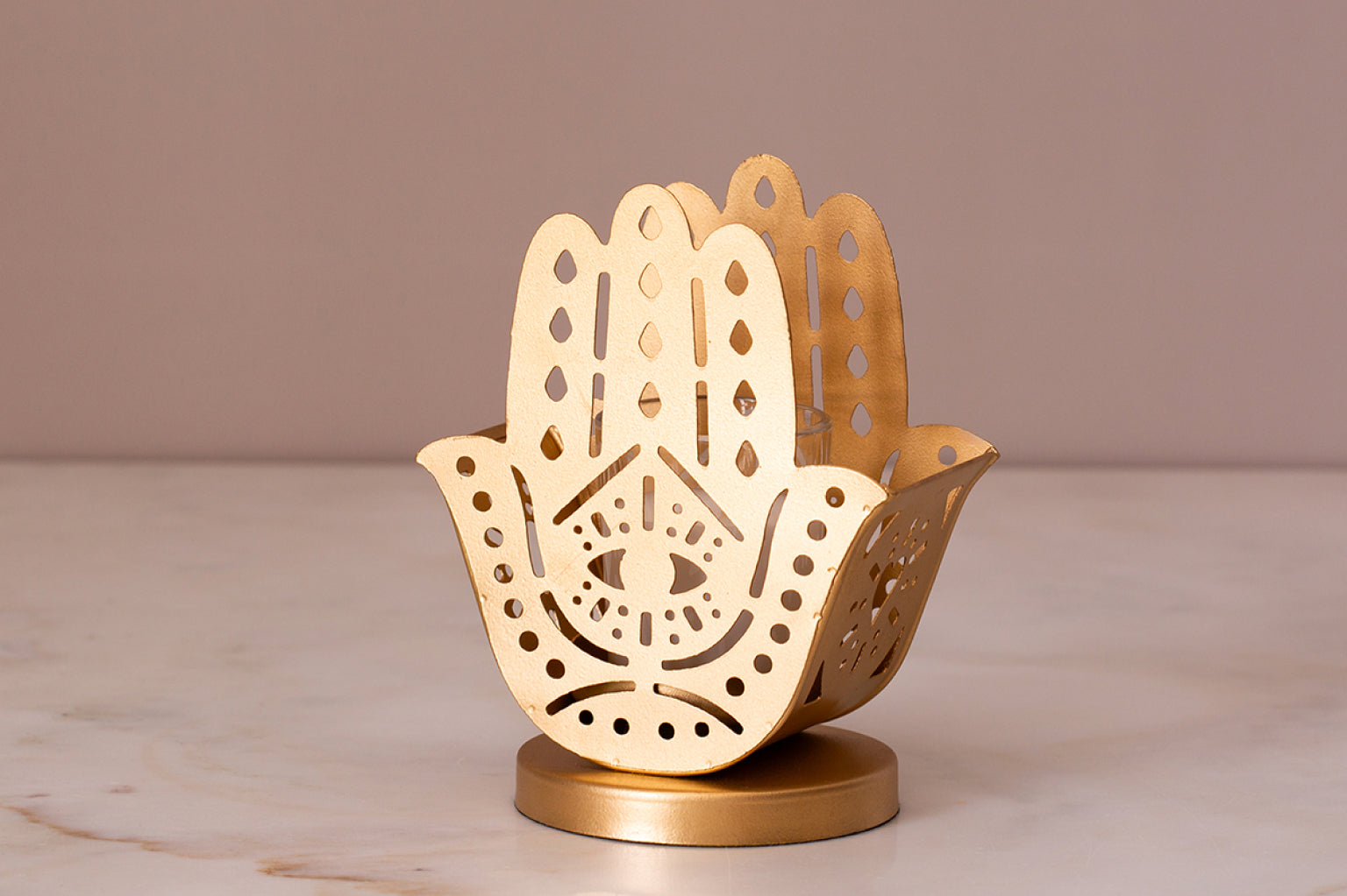 Yahra Candle Holder