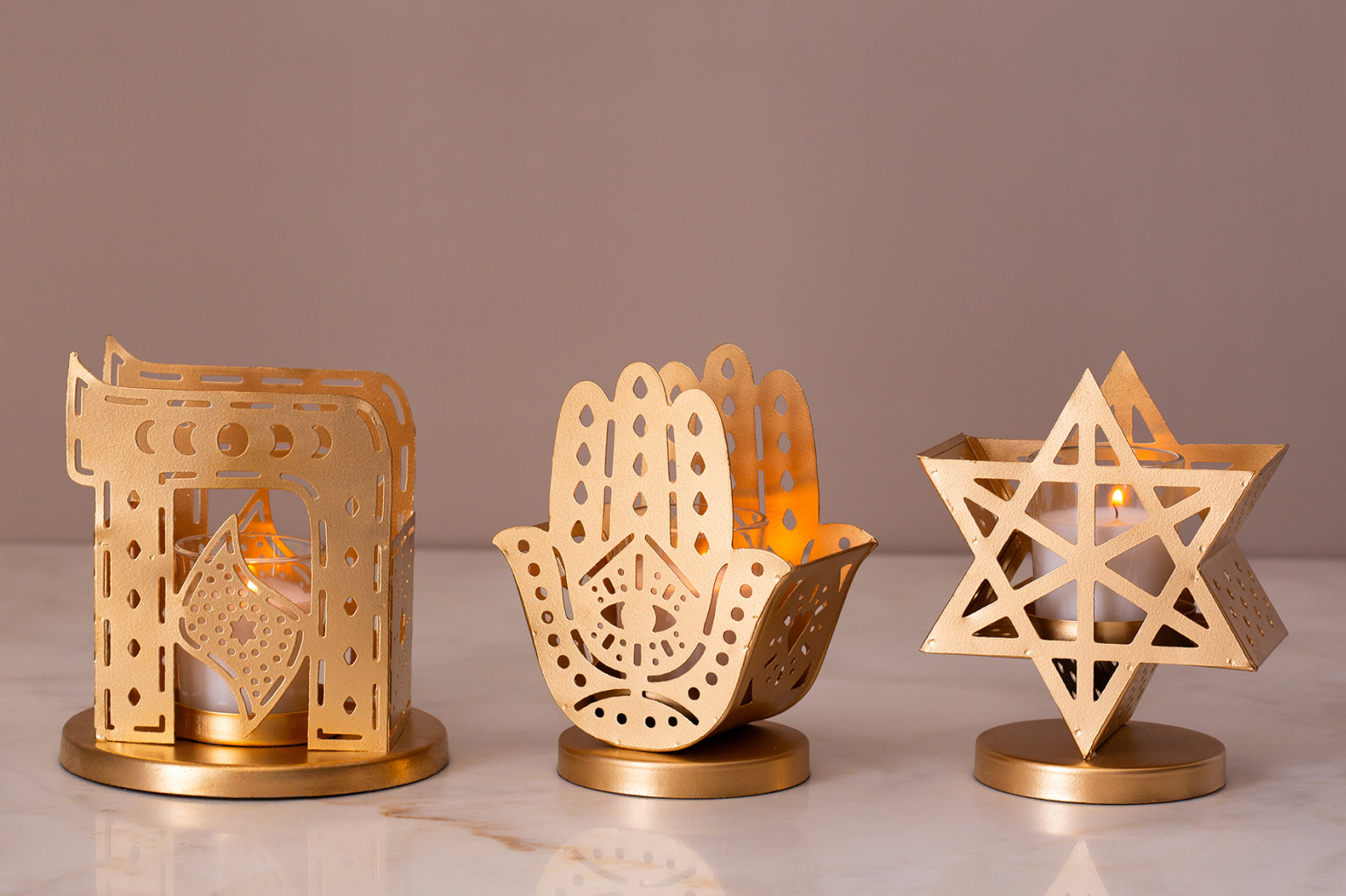 Yahra Candle Holder